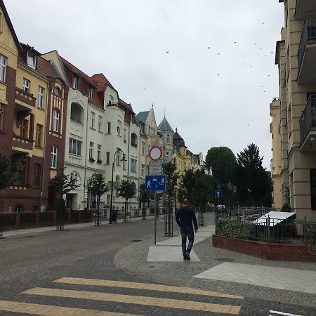 Przedwojenna Kamienica Lägenhet Świnoujście Exteriör bild